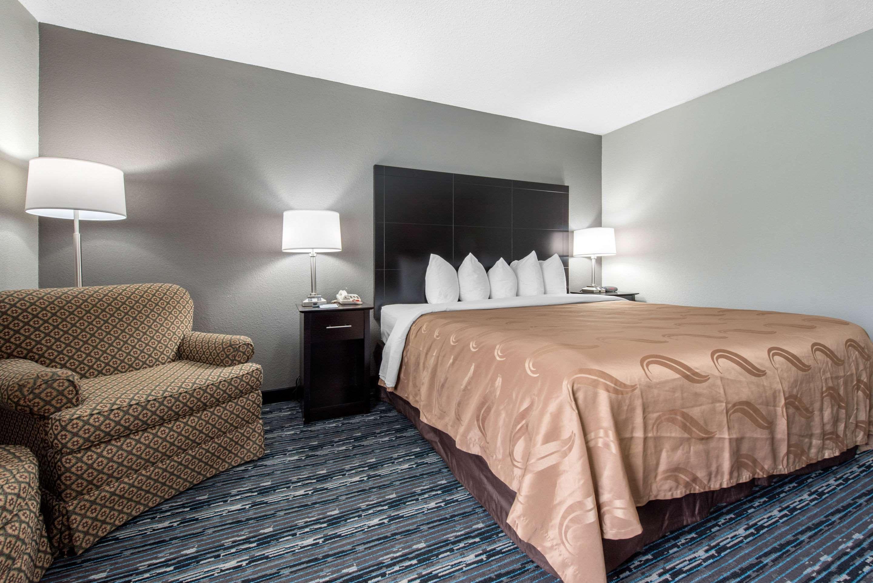 Quality Inn & Suites Brownsburg - Indianapolis West Экстерьер фото