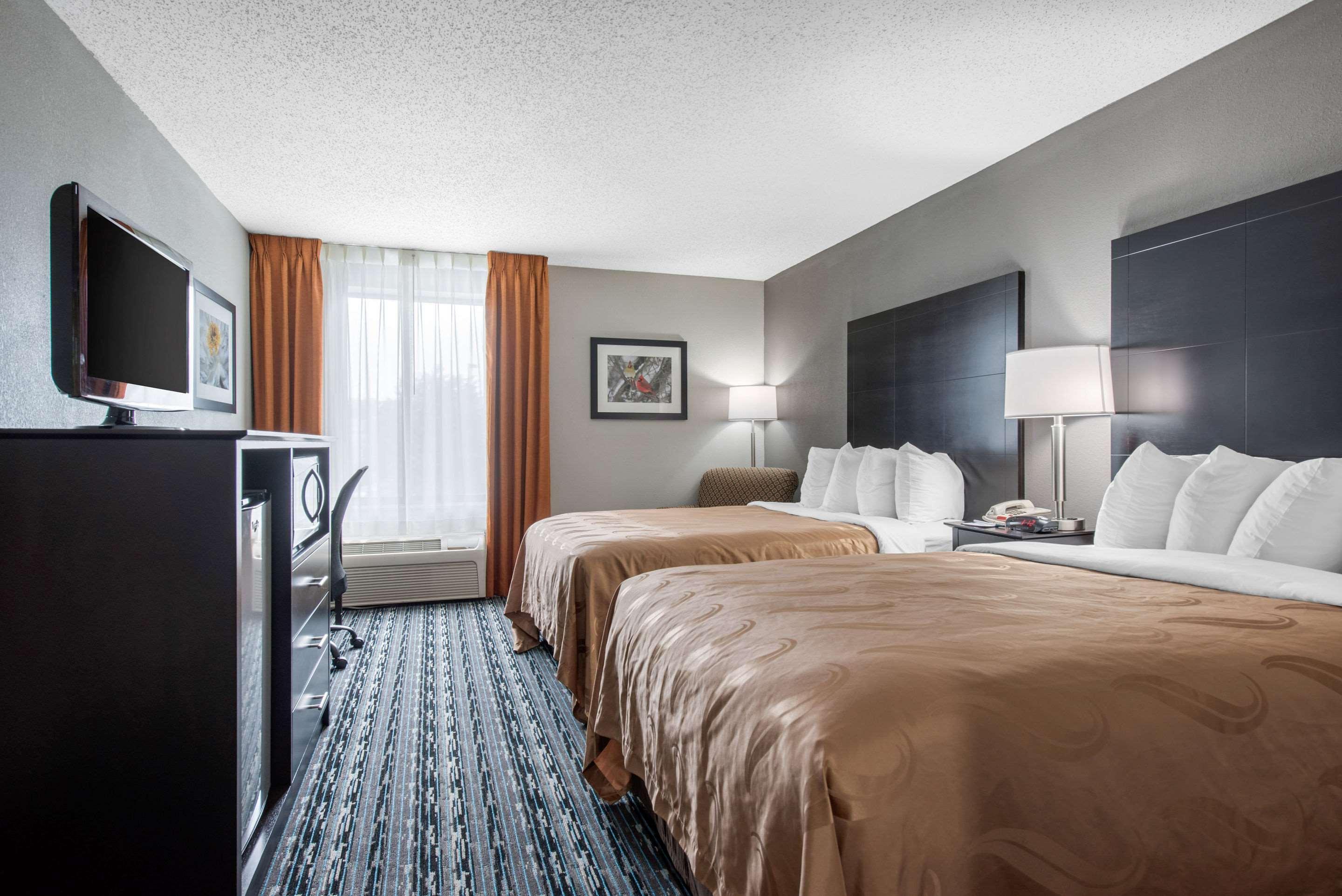 Quality Inn & Suites Brownsburg - Indianapolis West Экстерьер фото
