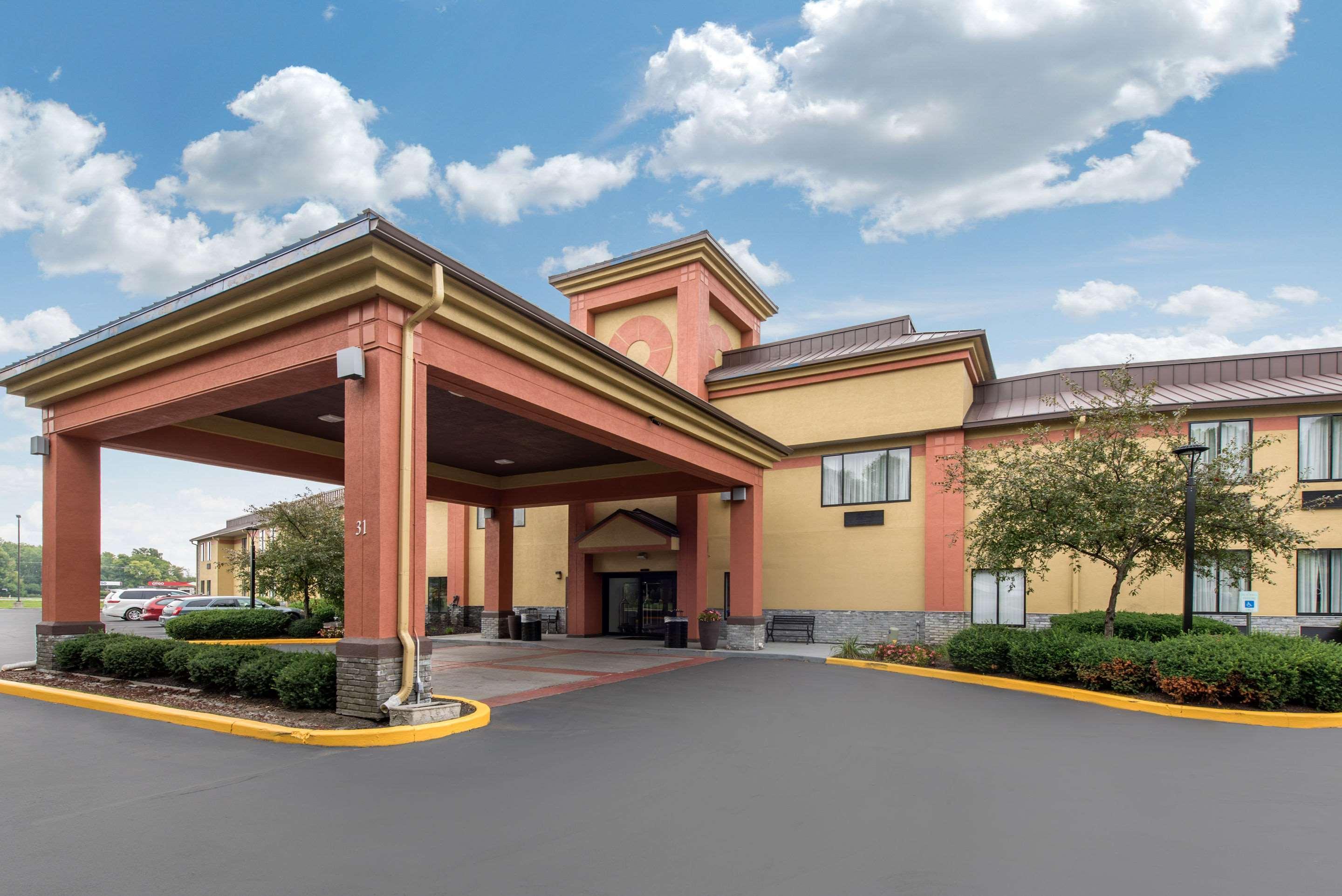 Quality Inn & Suites Brownsburg - Indianapolis West Экстерьер фото