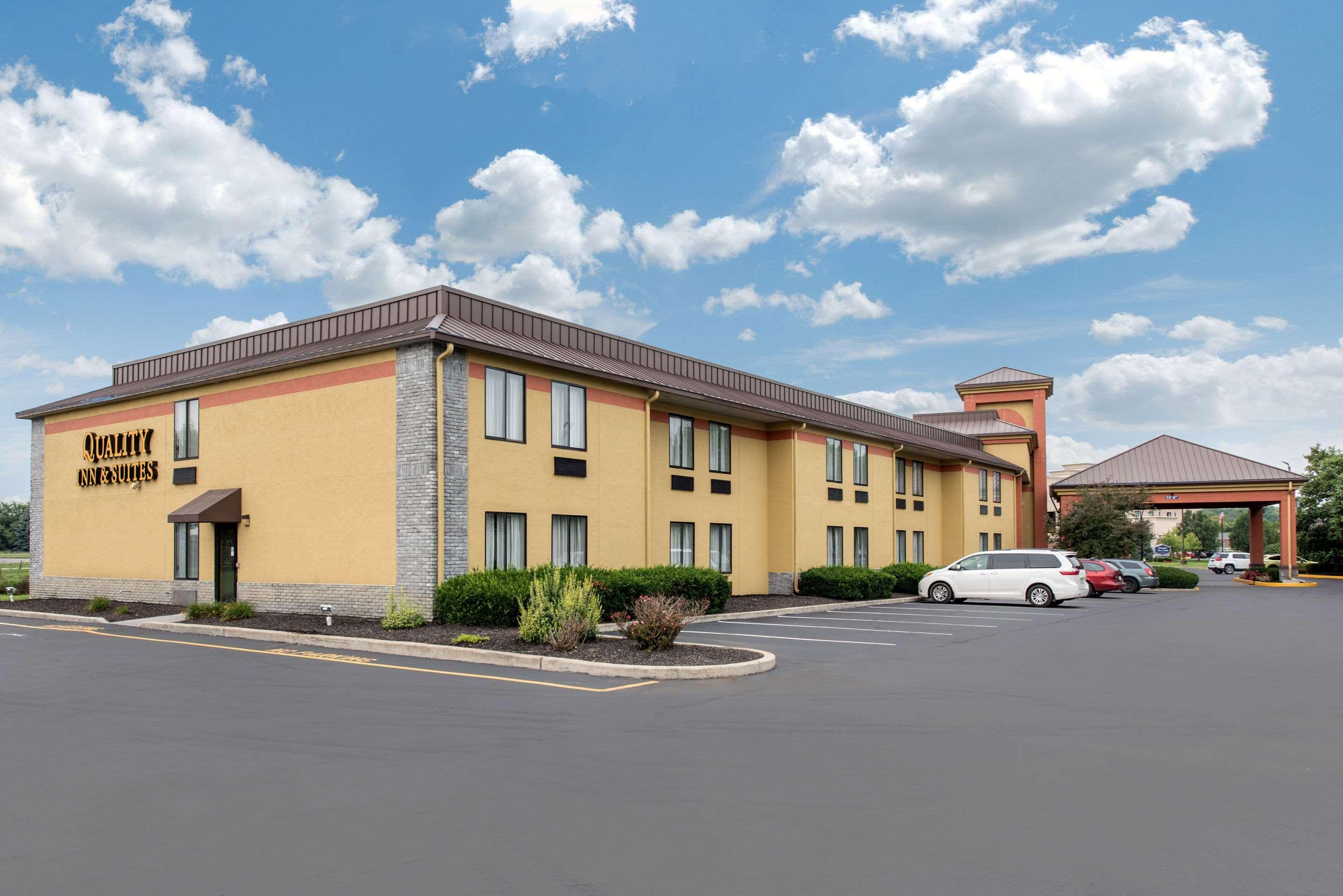 Quality Inn & Suites Brownsburg - Indianapolis West Экстерьер фото