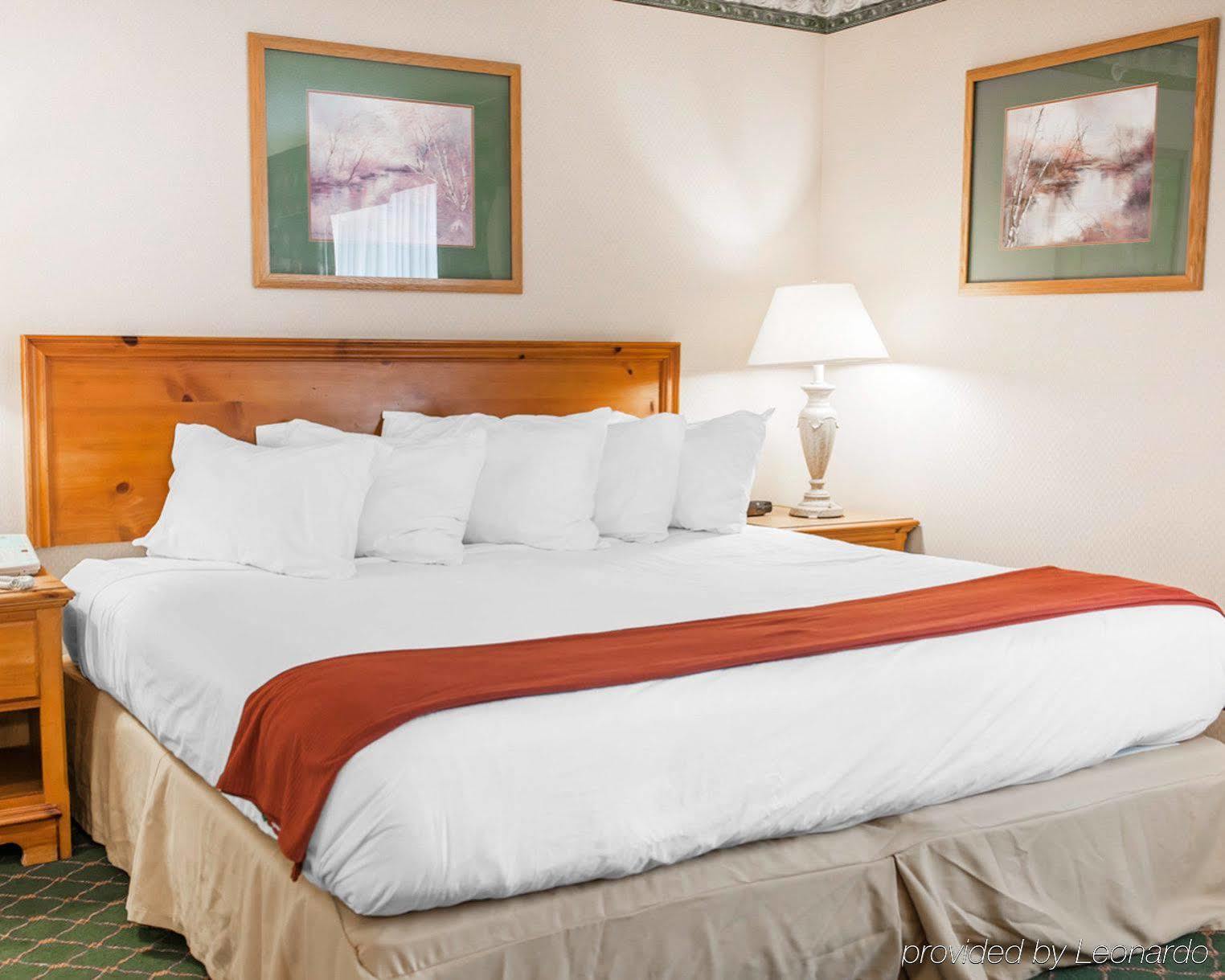 Quality Inn & Suites Brownsburg - Indianapolis West Экстерьер фото